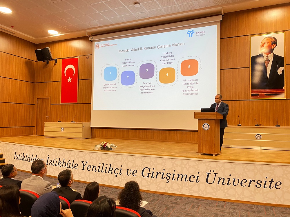 Mesleki Yeterlilik Kurumu Başkanımız Sn. Prof. Dr. Mustafa Necmi İLHAN, Çankırı Karatekin Üniversitesi Tarafından Düzenlenen ”Türkiye Yeterlilikler Çerçevesi, Europass ve Mikroyeterlilikler” Başlıklı Konferansa Katıldı